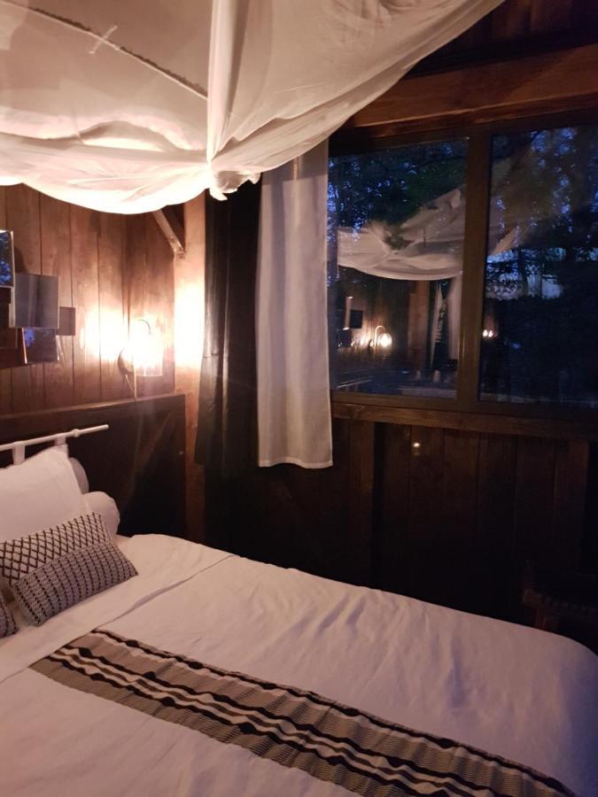 Les Landines Bed & Breakfast Origne  Dış mekan fotoğraf